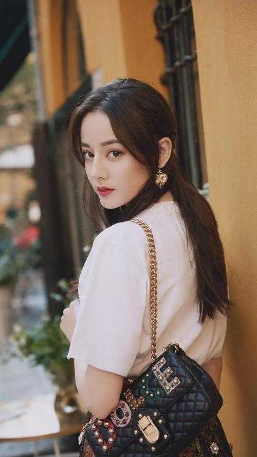 美女老师俏儿媳